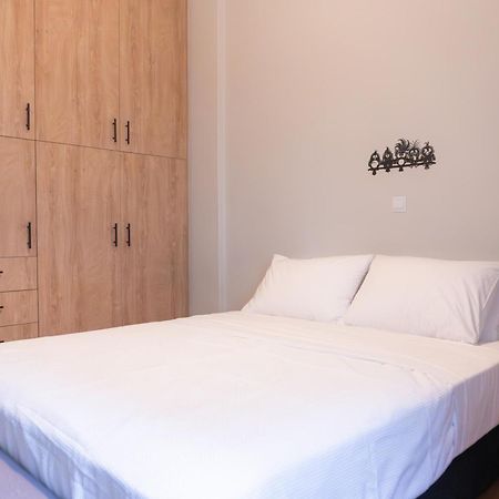 50 Steps Metro Kato Patisia Renovated Athens Apt ภายนอก รูปภาพ